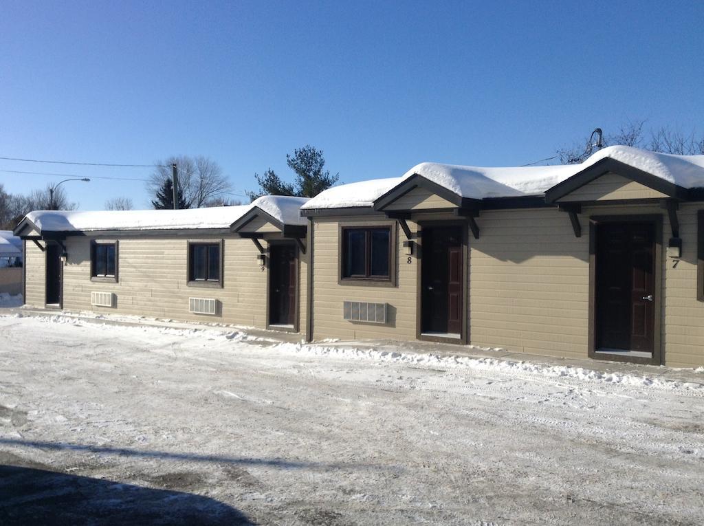 Le Petit Motel Napoleon Gatineau Exterior photo