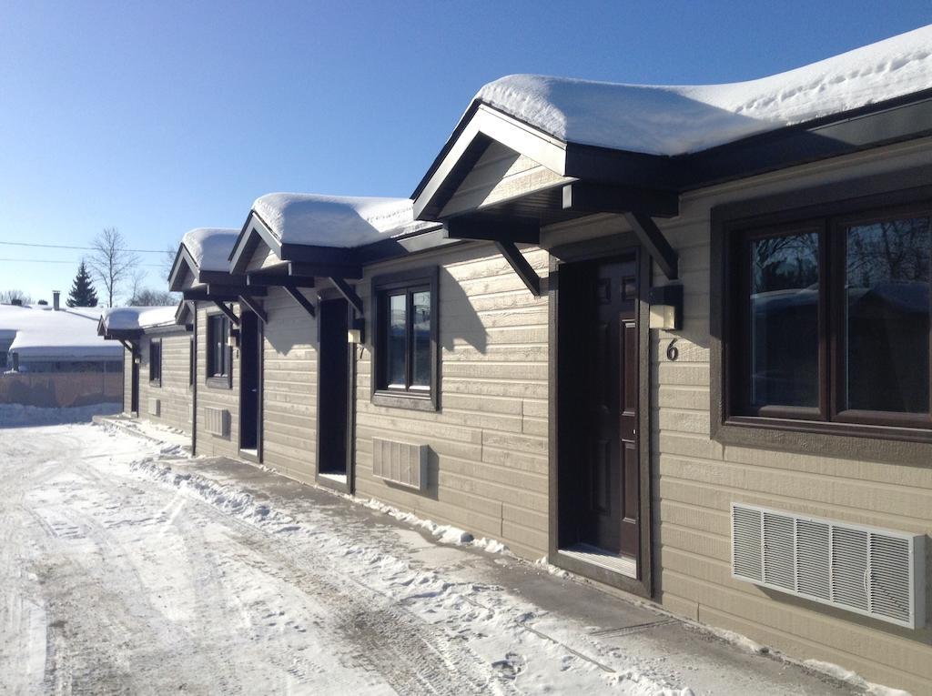 Le Petit Motel Napoleon Gatineau Exterior photo